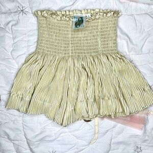 QUEEN OF SPARKLES Skirt in Cream with Elegant Design